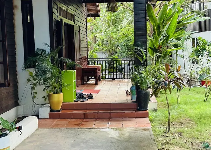 Hotel Platinum Haven & Gardens